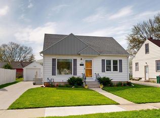 719 14th Ave NE, Rochester, MN 55906