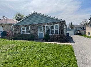 1133 Adelia St, Downers Grove, IL 60516