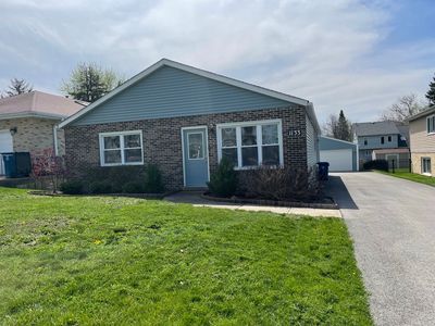 1133 Adelia St, Downers Grove, IL, 60516