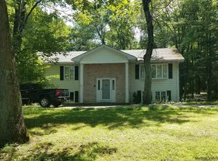 21 Highland Rd, Ulster Park, NY 12487