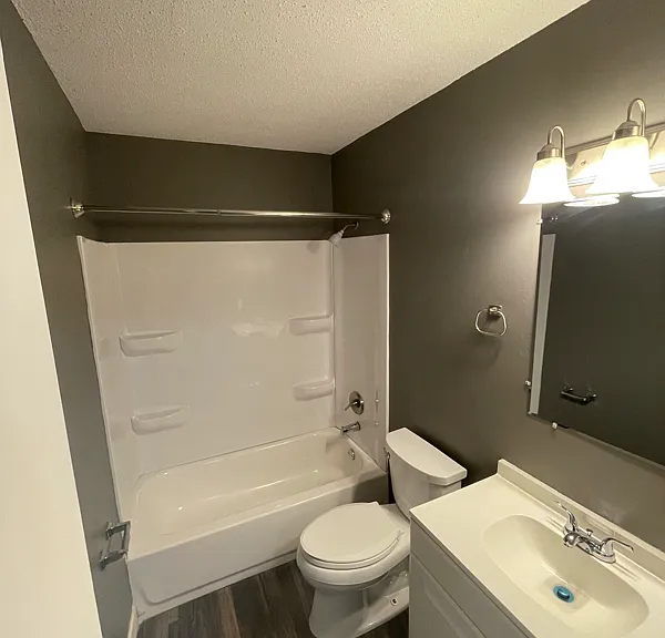 3211 Schuetzen Ln — Photo 8
