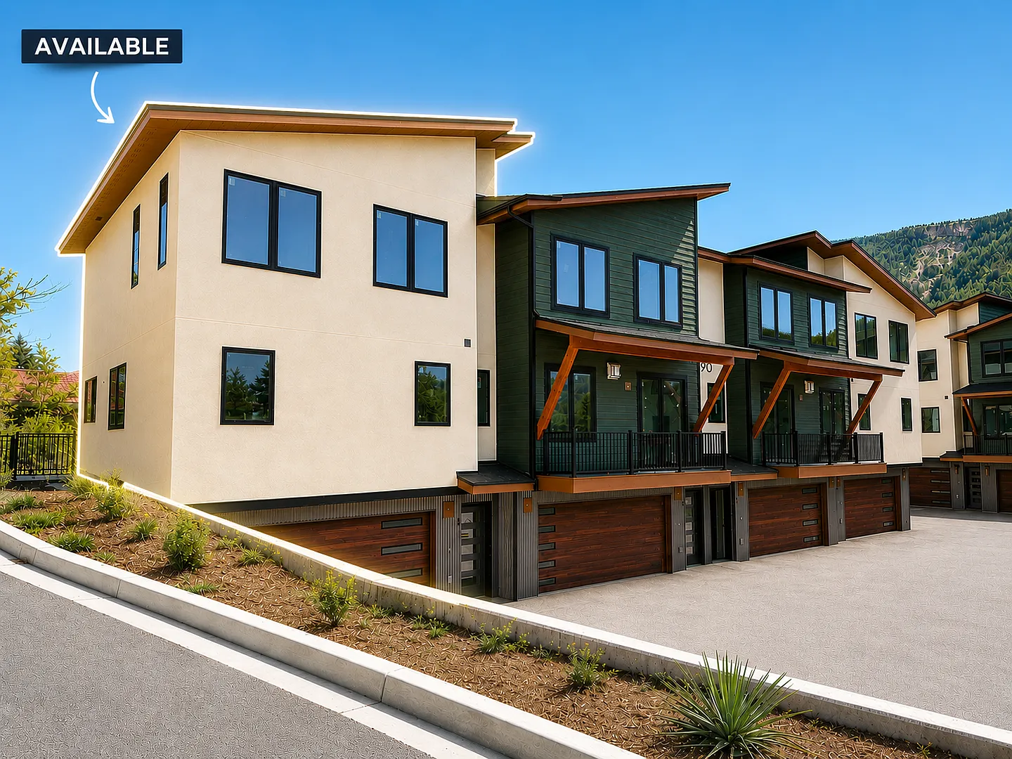Brand new Animas Cliffs Townhomes #1, 3BR/2.5BA End Unit with Private Patio — Photo 2