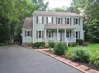 9926 Castle Glen Ter, North Chesterfield, VA 23236