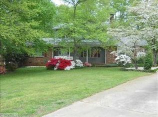 6825 August Dr, Clemmons, NC 27012