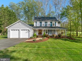 16301 Emory Ln, Rockville, MD 20853