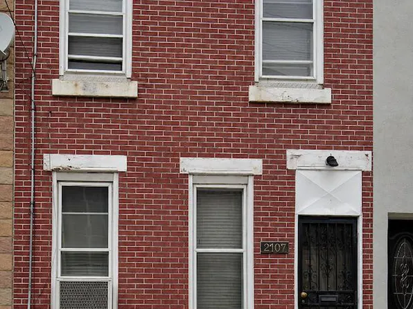 2107 Tasker St, Philadelphia, PA 19145