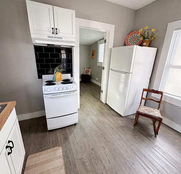 622 Potomac St — Photo 3
