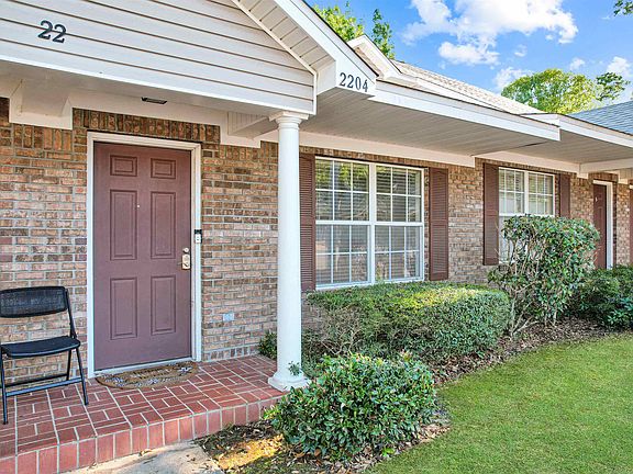 2nd image of 2738 W Tharpe St APT 2204