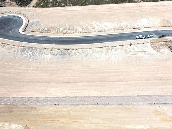3rd image of 23 Acantilado Dr