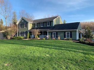 302 Wey Bridge Ter, Camillus, NY 13031
