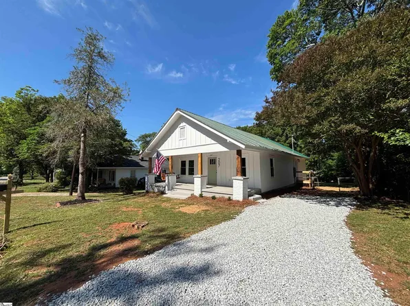 207 Bailey St, Greenville, SC 29609