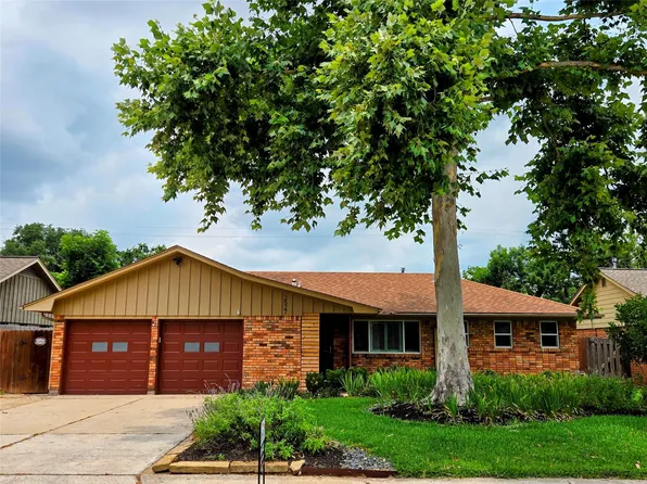 2527 Willowby Dr, Houston, TX 77008