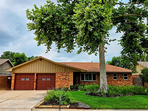 2527 Willowby Dr Photo 1