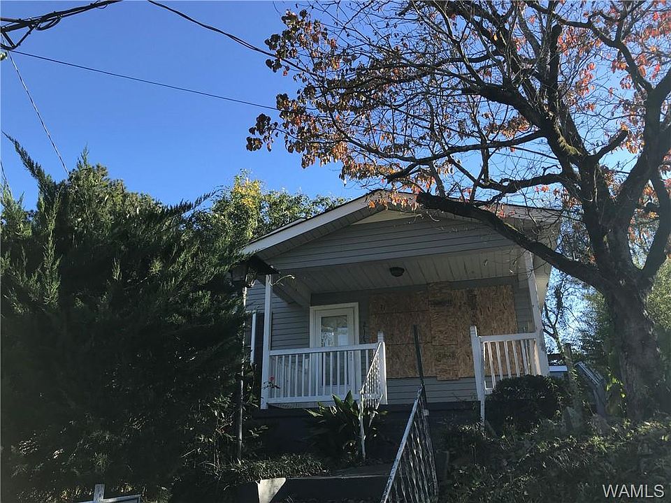1st image of 2115 4th Pl E