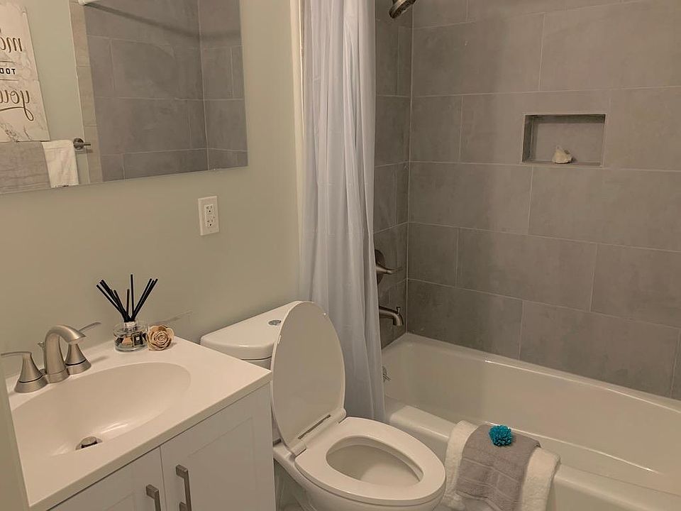 1st image of 135 N Willard St APT 4
