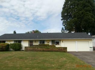 2779 Castle Dr, Springfield, OR 97477