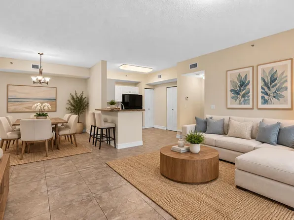 6960 SW 39th Street #207e, Davie, FL 33314