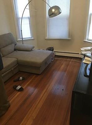 2nd image of 56-58 Warren St #2