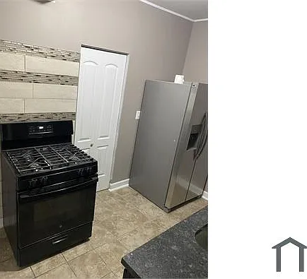 2 bed, 875 sqft, $1,275 — Photo 3