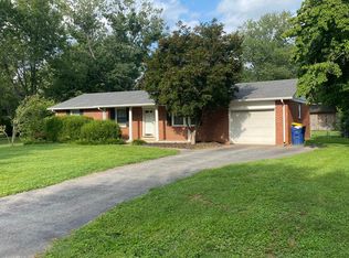 2717 Kiwanis Ct, Bowling Green, KY 42104