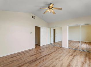 1062 Winthrop Dr, Corona, CA 92882