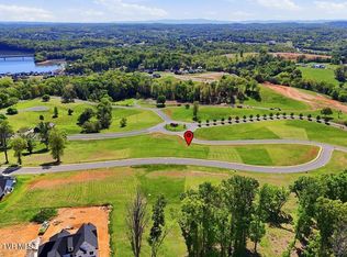 300 Cove Rd, Morristown, TN 37813