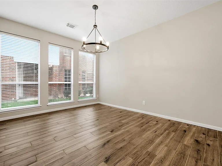 3711 Slocom Dr — Photo 10