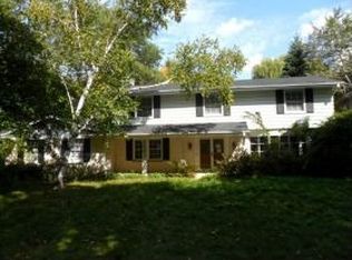 14500 Hillside Rd, Elm Grove, WI 53122