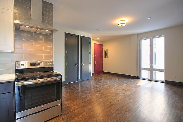 1st image of 276 Nostrand Ave #2H