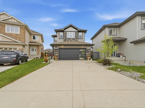 16511 136th St NW, Edmonton, AB T6V 0G8