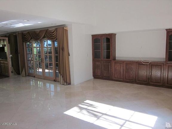 4th image of 29159 Oakpath Dr