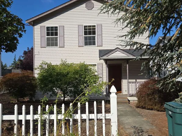 112 S 44th St, Bellingham, WA 98229