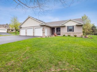 1520 River Ridge Rd, River Falls, WI 54022