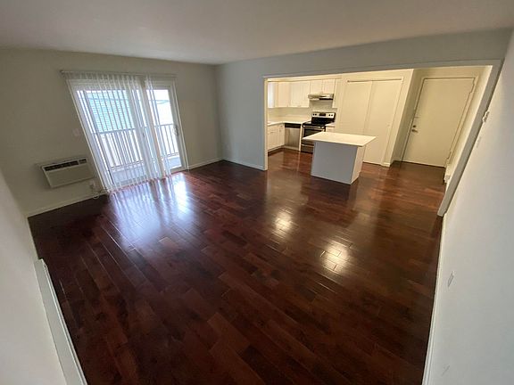 5th image of 404 5th Ave APT 306
