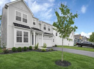 56 Chambers Bay Rd, Commercial Point, OH