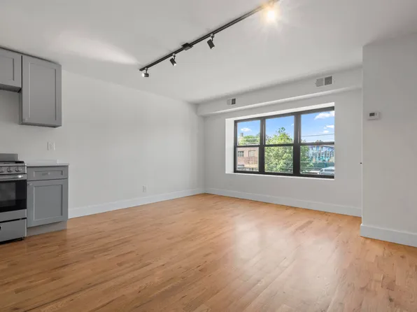 850 West Side Avenue image 10 of 16