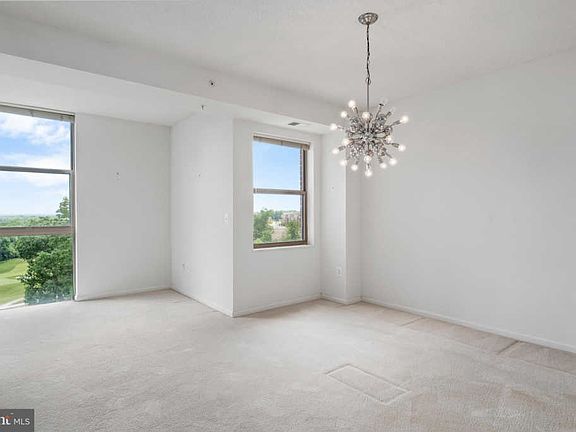 5th image of 19360 Magnolia Grove Sq Unit 403
