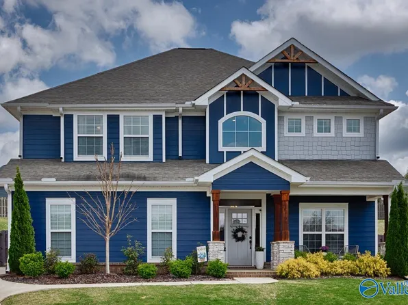 1104 Runaround Cir, Huntsville, AL 35806