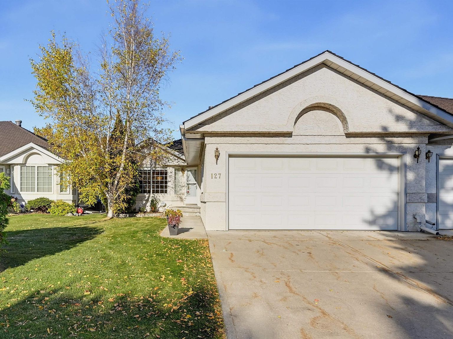 127 Ironwood Pl NW — Derrick Golf & Winter Club