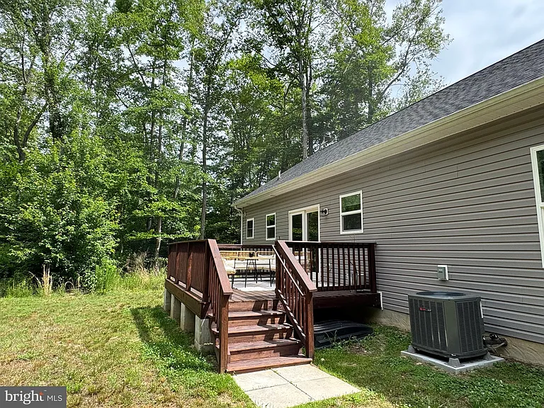 903 Albrough Blvd — Photo 30