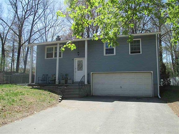 3rd image of 89 Trottingham Ct