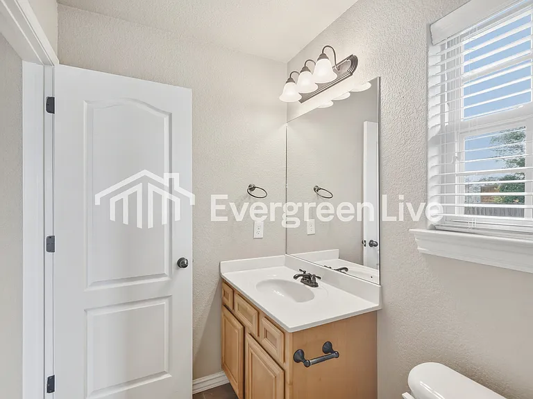 1119 River Oak — Photo 10