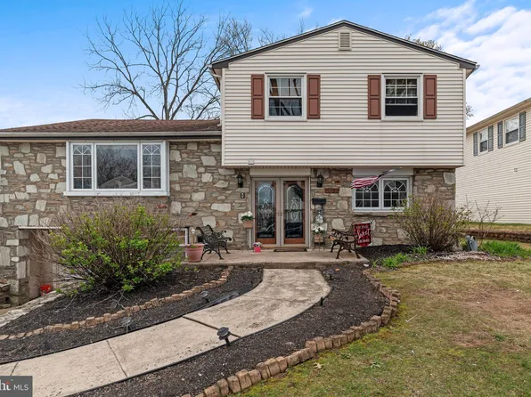 11997 Ferndale St, Philadelphia, PA 19116