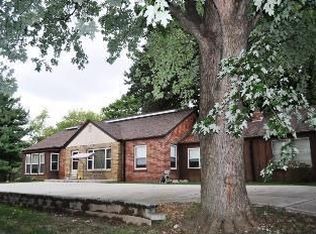 1608 Schulte Rd, Saint Louis, MO 63146