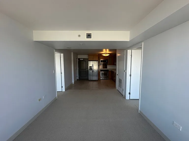 1009 Kapiolani Blvd #3402 — Photo 3