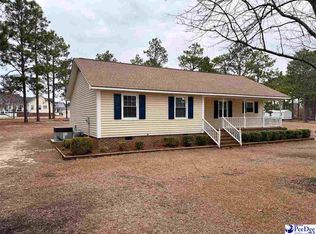 1052 Wellington Dr, Hartsville, SC 29550