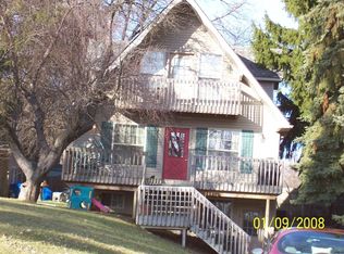 5524 Oster Dr, Waterford, MI 48327