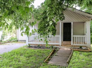 8704 E Roberts St, Independence, MO 64053