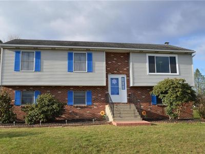 235 Forest View Dr, Kutztown, PA, 19530