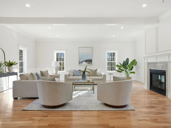 95 Stony Brook Ln, Norwell, MA 02061